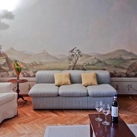 Ponte Vecchio Unique Apartment